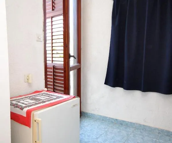 And By The Sea Molunat, Dubrovnik - 8964 3*